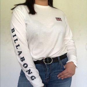 ❗️SOLD ❗️BILLABONG White Long Sleeve Tee